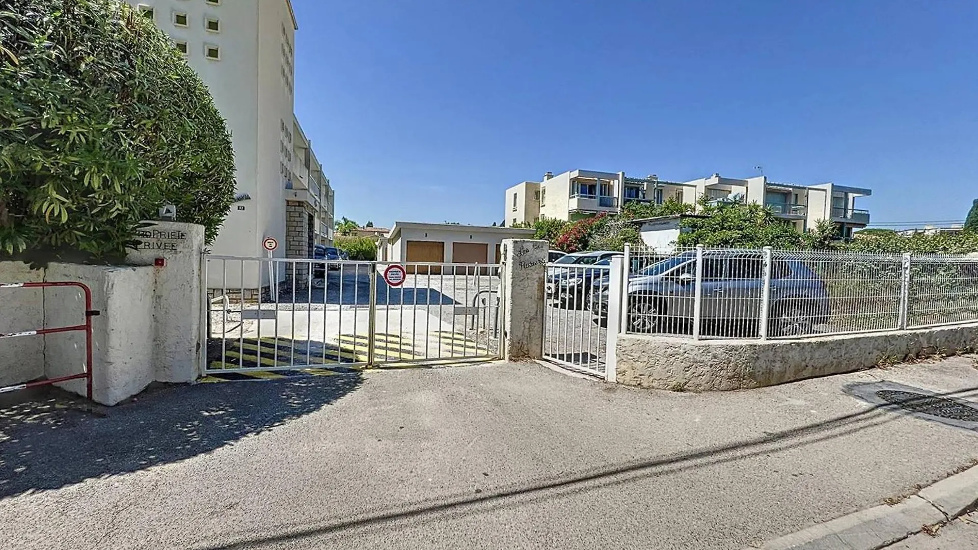 Apartamento Appartement T2 Avec Terrasse - Acces Direct Plage Des Lecques, Parking, Equipe Pour 2-4 Personnes - Fr-1-770-8 Saint-Cyr-sur-Mer